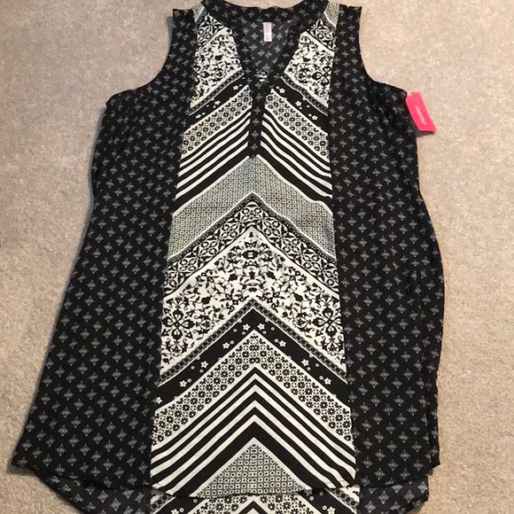 Pull over dress or coverup - Picture 2 of 7